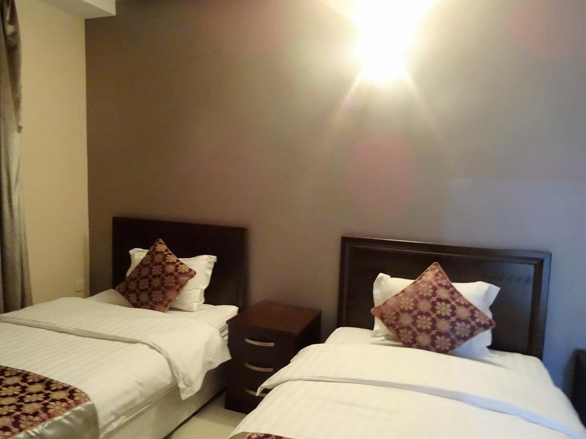Dar Hashim Hotel Suites - Al Sahafa Ер-Ріяд Екстер'єр фото